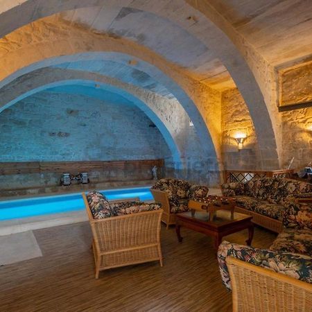 Vintage Farmhouse Qormi Luaran gambar